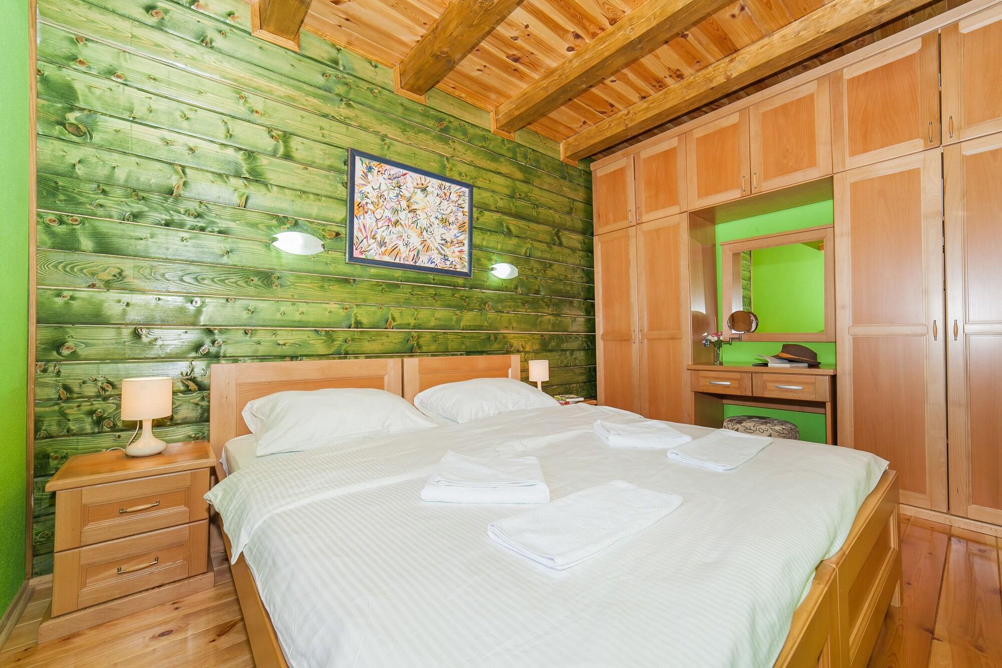 Hotel & Resort Gacka Mojkovac Bagian luar foto