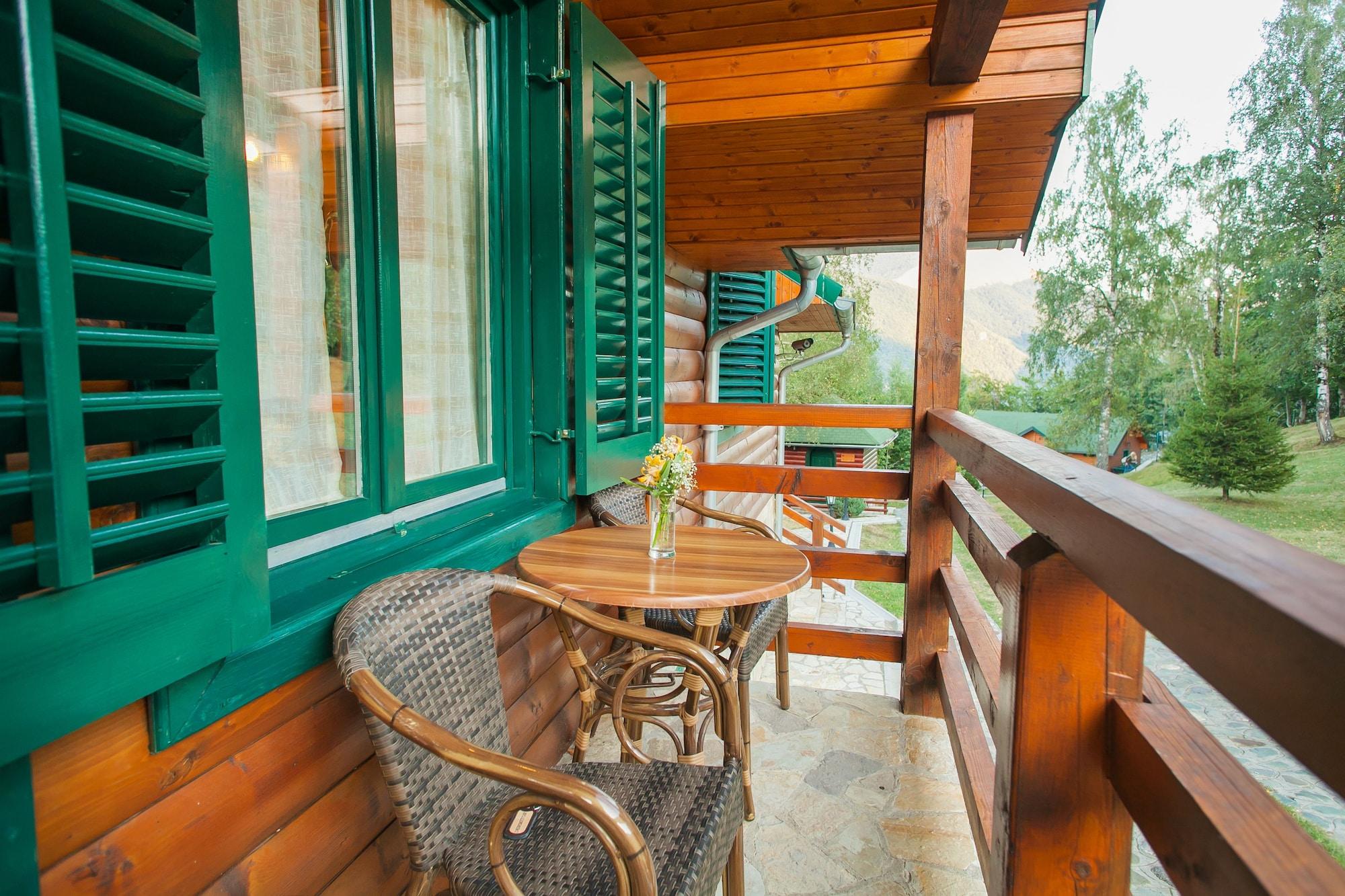 Hotel & Resort Gacka Mojkovac Bagian luar foto