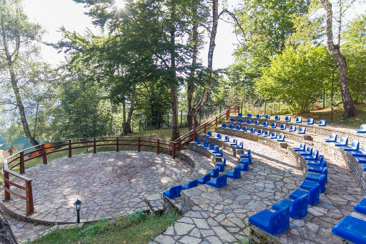 Hotel & Resort Gacka Mojkovac Bagian luar foto