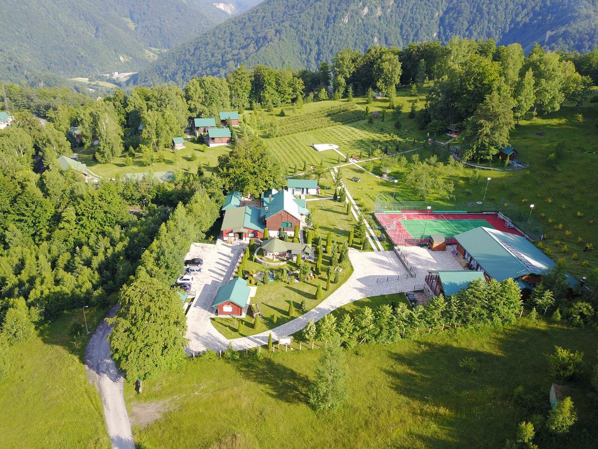 Hotel & Resort Gacka Mojkovac Bagian luar foto